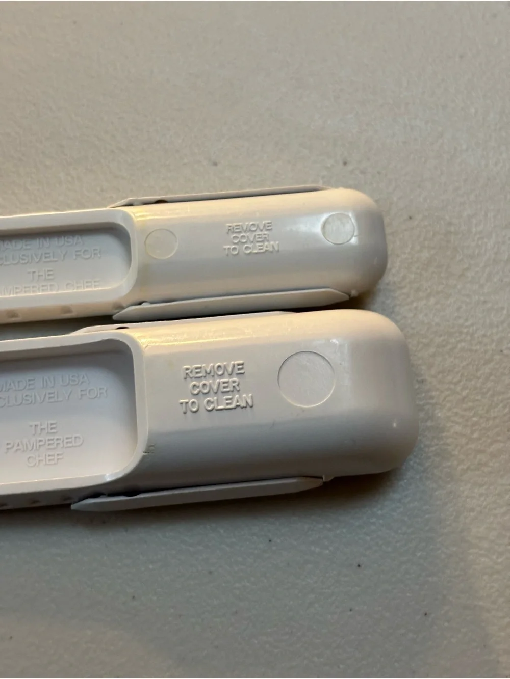 The Pampered Chef White Adjustable Portion Scoops tsp & tbsp